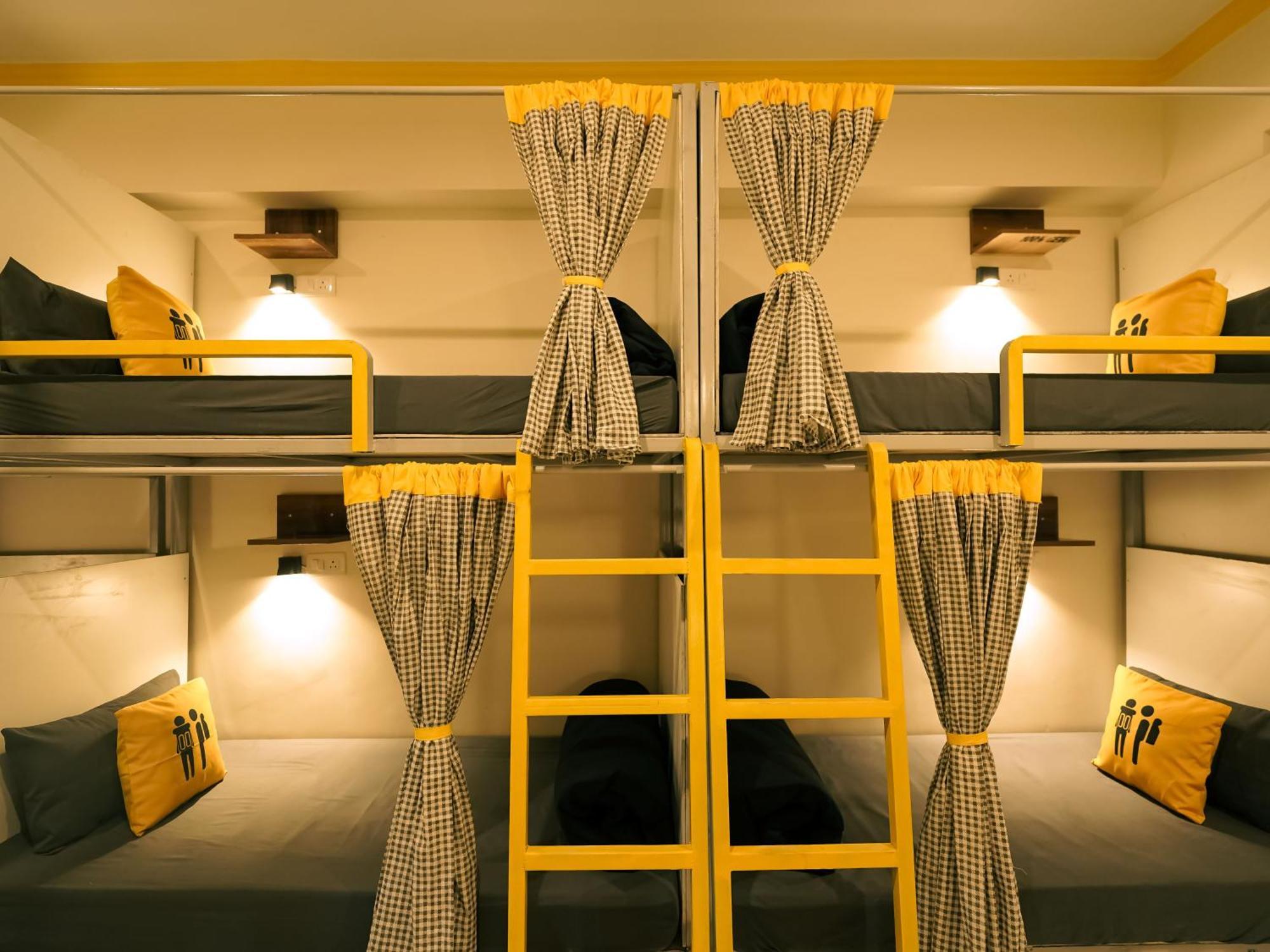 The Hosteller Rishikesh, Upper Tapovan ภายนอก รูปภาพ