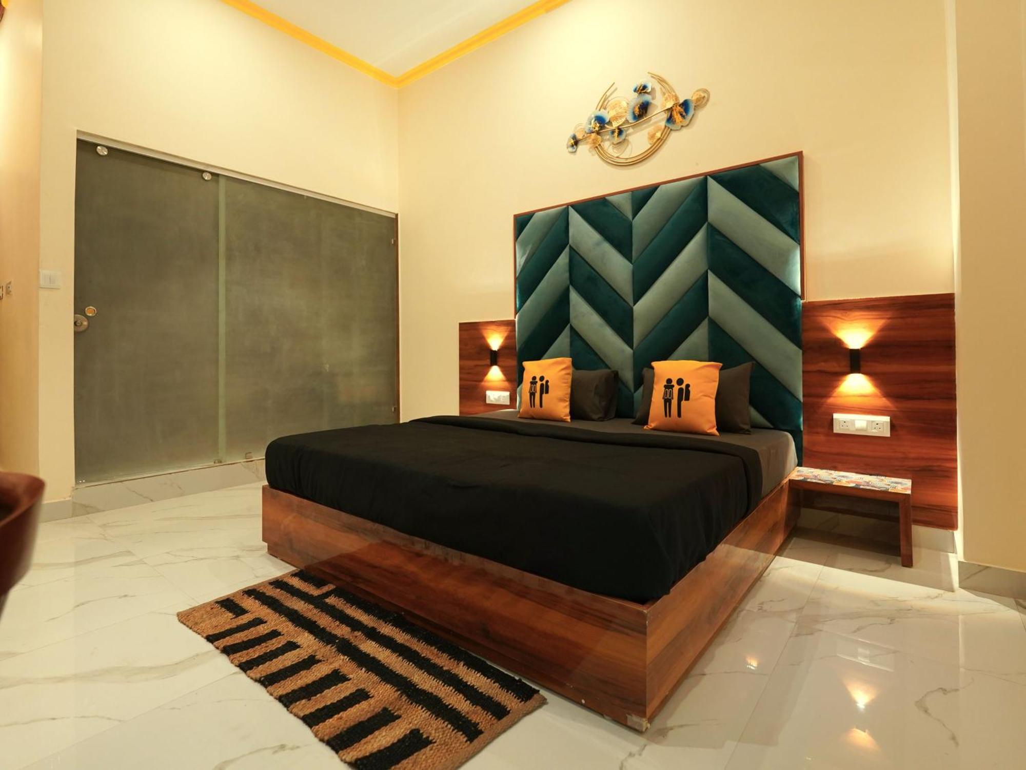 The Hosteller Rishikesh, Upper Tapovan ภายนอก รูปภาพ
