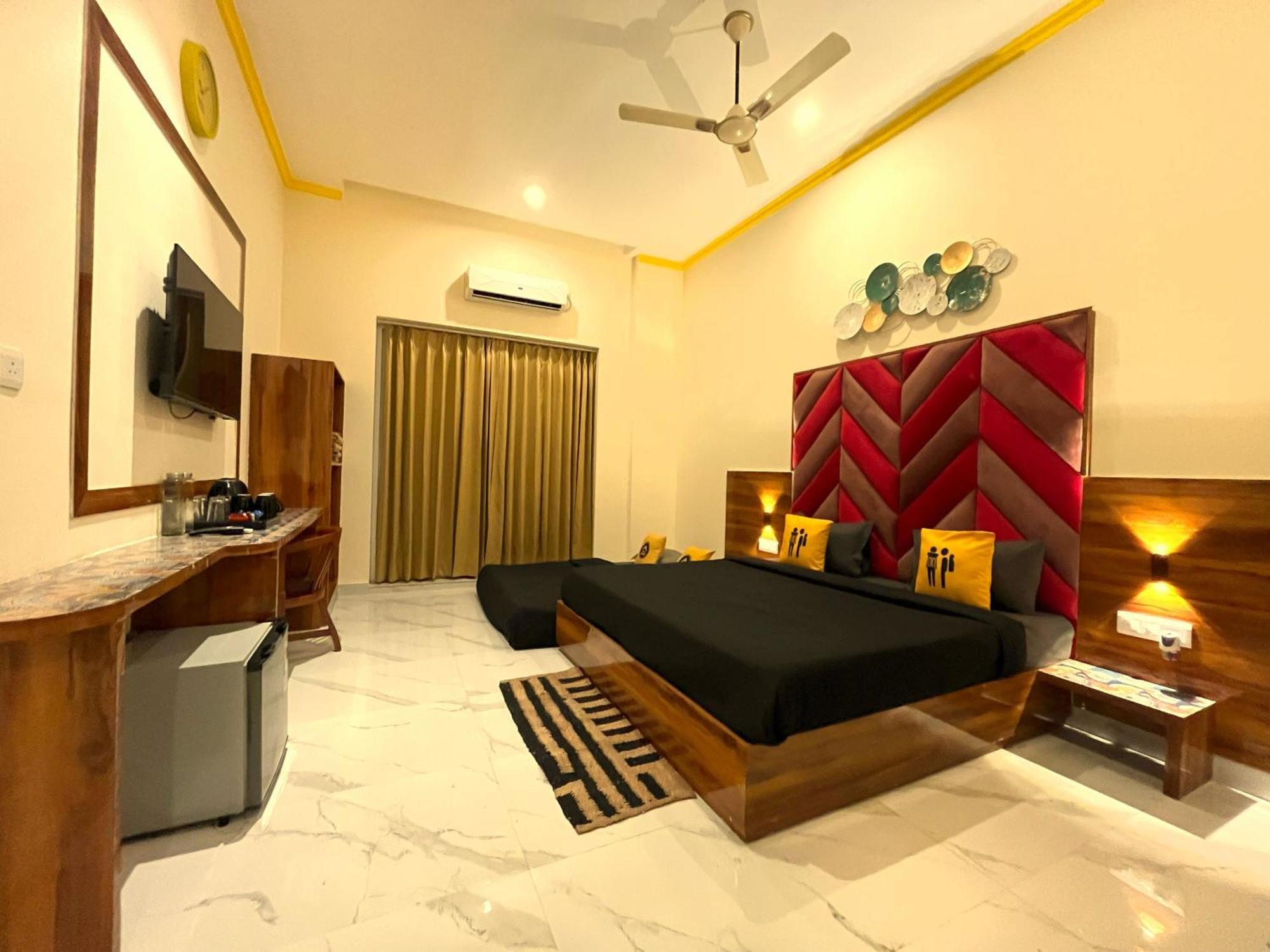 The Hosteller Rishikesh, Upper Tapovan ภายนอก รูปภาพ