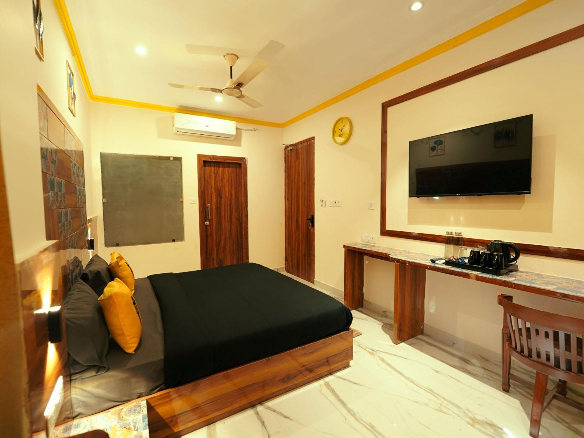 The Hosteller Rishikesh, Upper Tapovan ภายนอก รูปภาพ