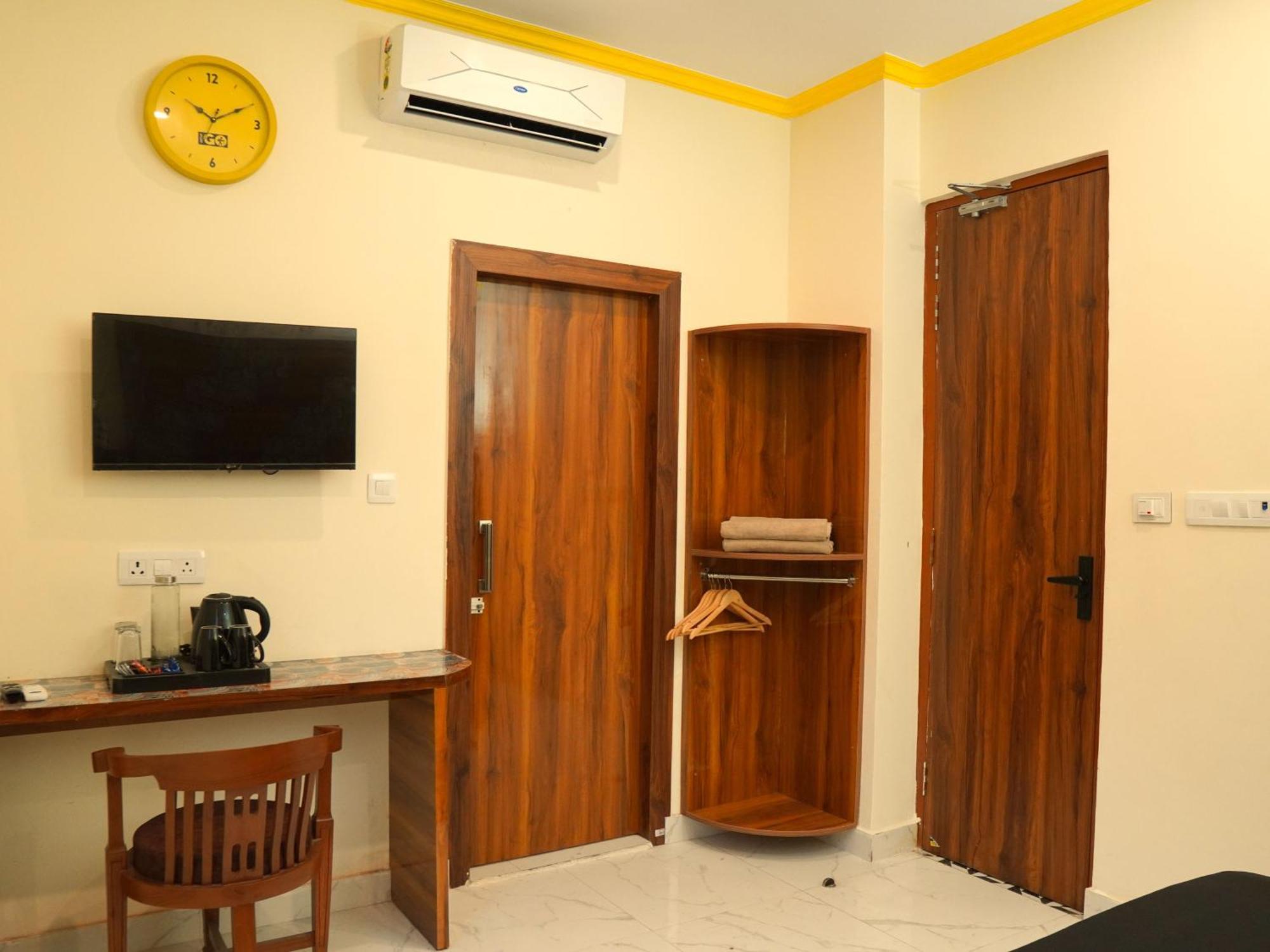 The Hosteller Rishikesh, Upper Tapovan ภายนอก รูปภาพ