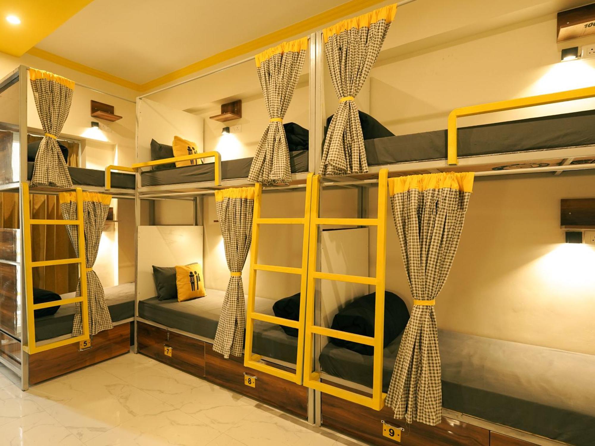 The Hosteller Rishikesh, Upper Tapovan ภายนอก รูปภาพ